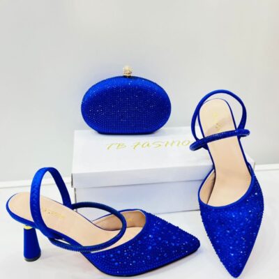 Ensemble de chaussure-Pochette bleu lumineux très chic
