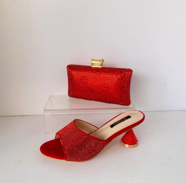 ENSEMBLE CHAUSSURE ET POCHETTE  #013