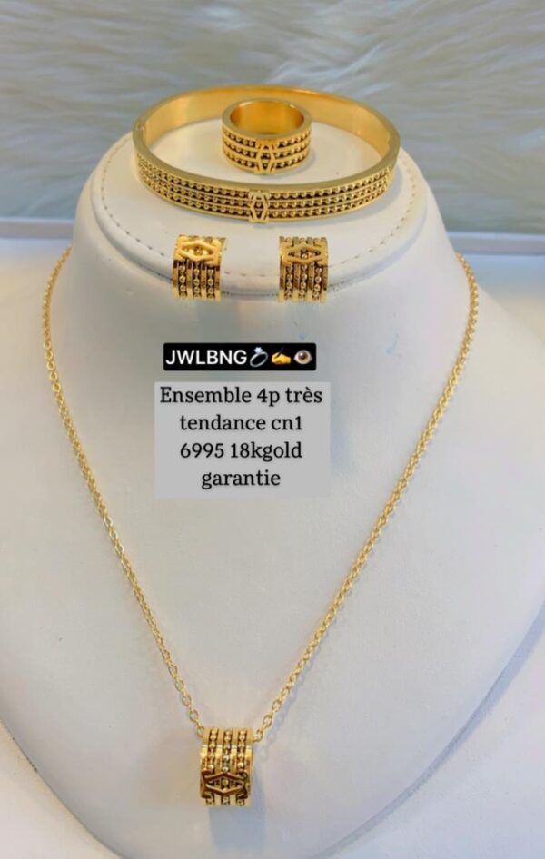 Généric colier - Accessoire Femme qualité garentie #002